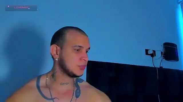 austinoficial online show from May 20, 9:10 pm