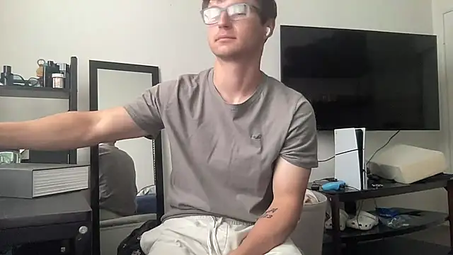 ryan 28747 online show from July 18, 7:52 pm
