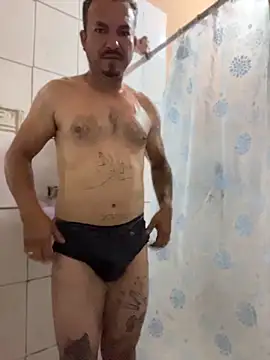 paullliliu online show from May 7, 7:19 am