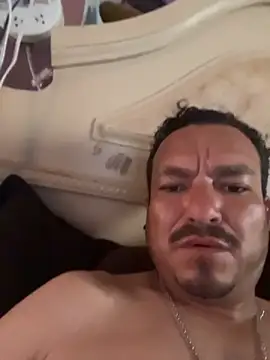 paullliliu online show from May 16, 4:49 pm