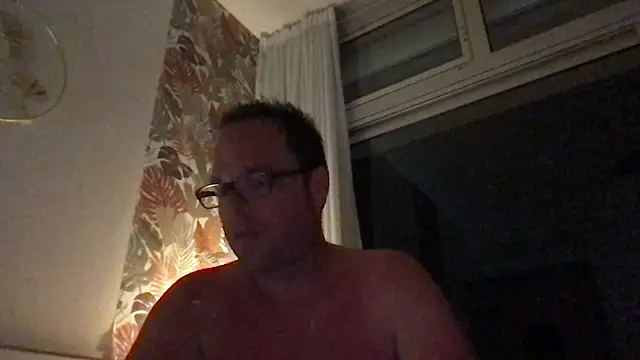 Funnyjul31 online show from June 6, 8:37 pm