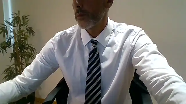 66MA69 online show from June 6, 4:57 pm