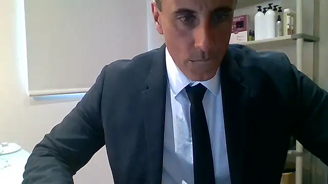 66MA69 online show from May 2, 3:15 pm