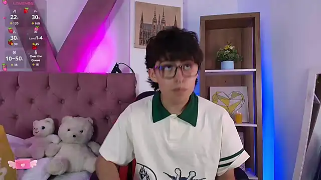 PepperTwink online show from April 28, 4:11 pm
