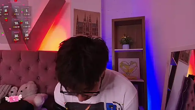 PepperTwink online show from May 12, 4:26 pm