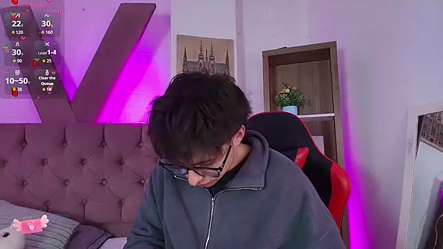PepperTwink online show from May 16, 4:27 pm