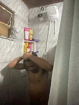 Mineirinho043 online show from June 26, 1:03 pm