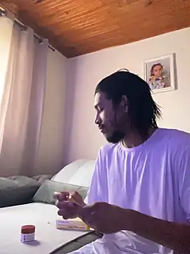 Mineirinho043 online show from May 15, 2:03 pm