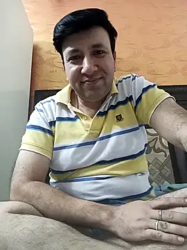 innocentboy1987 online show from May 20, 4:46 pm