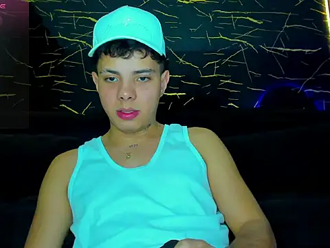 Alessandro 1610 online show from July 18, 5:14 am