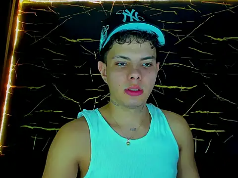 Alessandro 1610 online show from July 22, 3:42 am