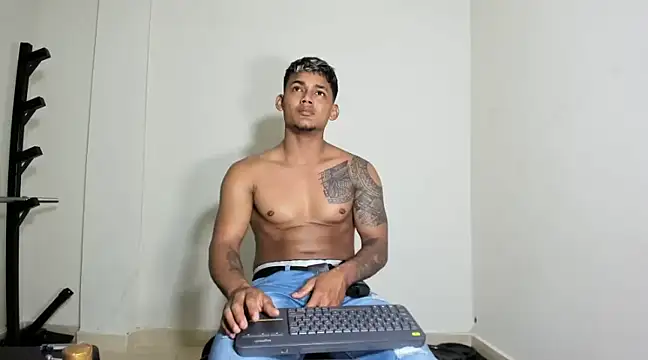 Blackhot000 online show from March 19, 2:27 am
