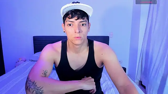  JacobMiller   online show from July 3, 10:12 pm