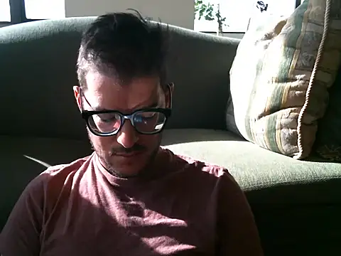 quitomanec online show from July 11, 1:13 pm