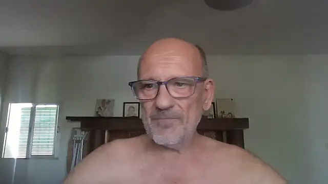 llopaco online show from August 9, 10:21 am
