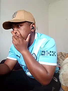 bosszonke123 online show from May 5, 8:05 am