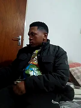 bosszonke123 online show from May 9, 7:26 pm