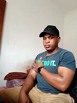 bosszonke123 online show from May 1, 9:45 am