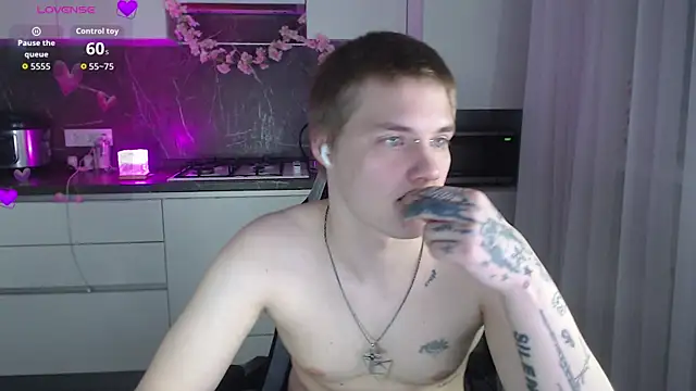 yourlildemon online show from April 18, 5:58 pm