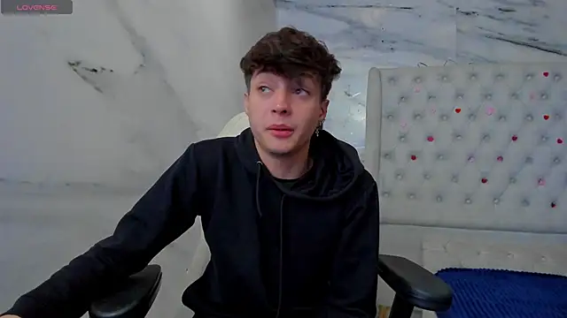 stonne69 online show from June 5, 3:51 pm