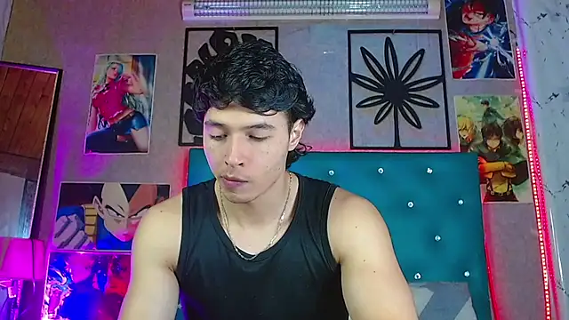 LiamAndrewzz online show from July 21, 3:52 am