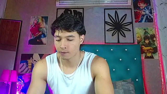 LiamAndrewzz online show from June 21, 4:29 am