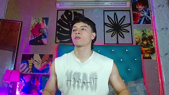 LiamAndrewzz online show from August 1, 3:27 am