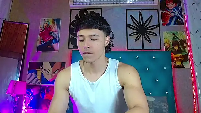 LiamAndrewzz online show from July 27, 5:25 am