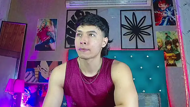 LiamAndrewzz online show from August 9, 5:24 am