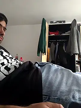 andreiiiii2025 online show from May 4, 12:51 pm