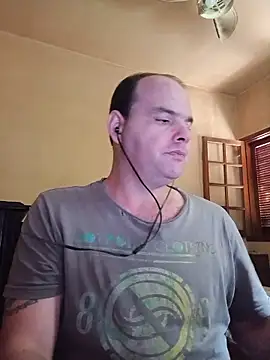 Jovissoares7ye online show from May 13, 2:36 pm