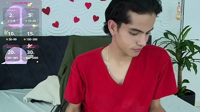 Maximoherrera 16 online show from May 13, 12:13 pm