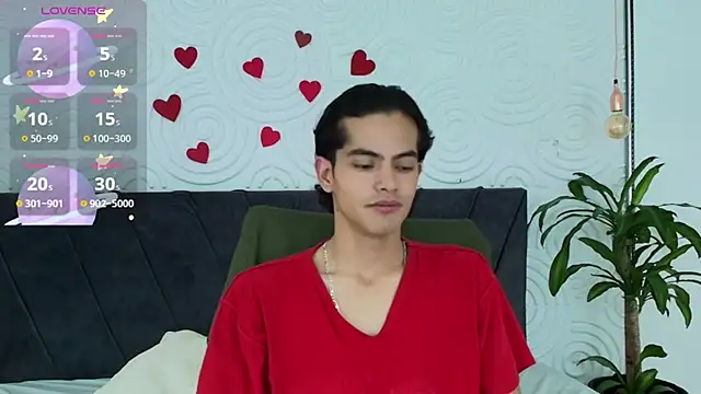 Maximoherrera 16 online show from May 4, 1:02 pm
