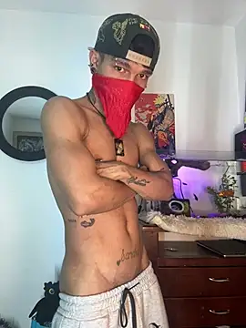 CRAZY-BOY99 online show from May 16, 11:19 am