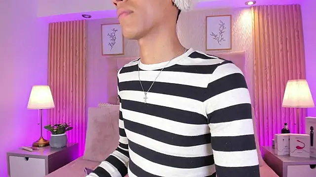 Jonas Rivers online show from July 26, 4:31 am