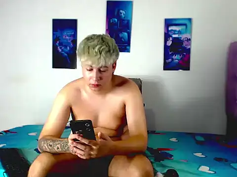 CrissConor online show from July 15, 6:58 pm