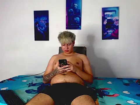 CrissConor online show from July 18, 8:14 pm