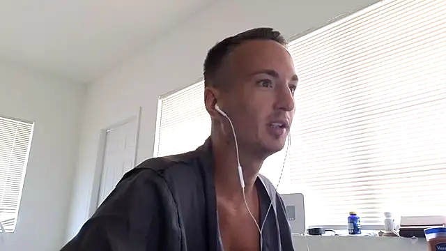 TheDaddy005 online show from June 19, 6:13 pm