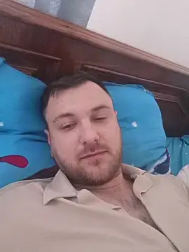 hugedickedd online show from April 7, 6:57 am