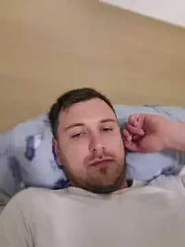 hugedickedd online show from June 30, 9:54 am