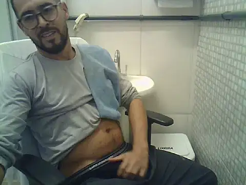 pdasgyn online show from July 27, 5:09 pm