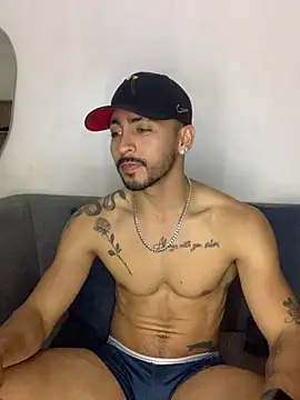 NicolasChest xxx online show from July 15, 2:29 am