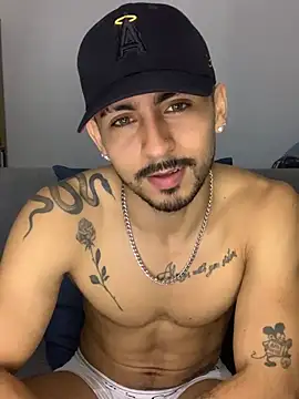 NicolasChest xxx online show from July 11, 2:35 am