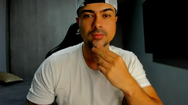 Dante Storm online show from February 18, 12:20 am