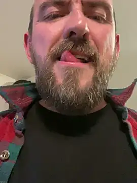 Rimmingtop online show from May 6, 8:31 pm