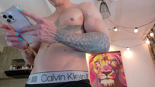 Ryannblue07 online show from July 17, 11:55 pm