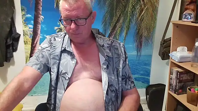 JamesBauer online show from July 3, 4:29 am