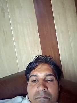 johnny8731 online show from May 20, 4:08 am