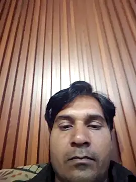 johnny8731 online show from May 11, 1:35 pm