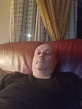 Alexis Bull online show from June 17, 10:44 pm